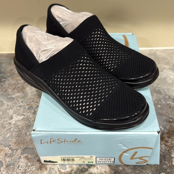 Life Stride Shoes - LifeStride Women’s Slip On Shoes